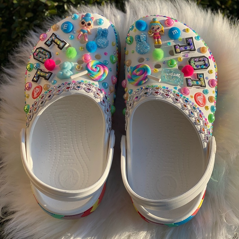 Custom crocs 🔥🔥